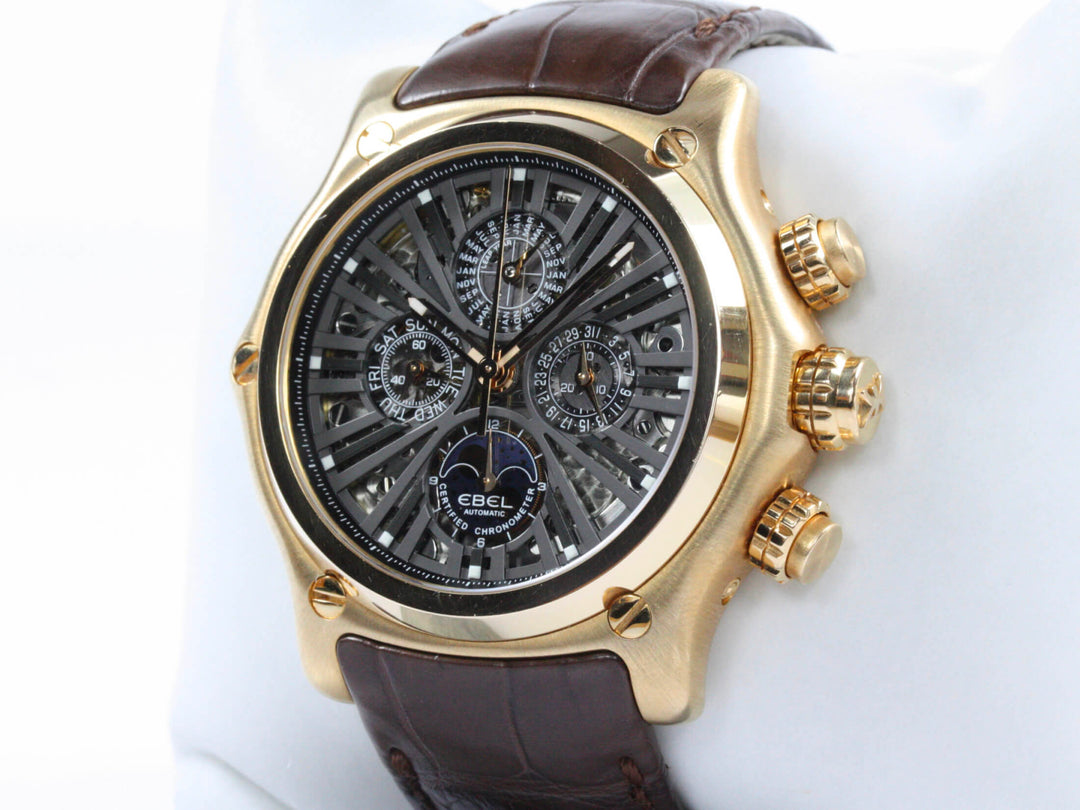 5288L70_EBEL_Ewiger_Kalender_Gold_18k_Lederband_Fullset_5-scaled-1.jpg