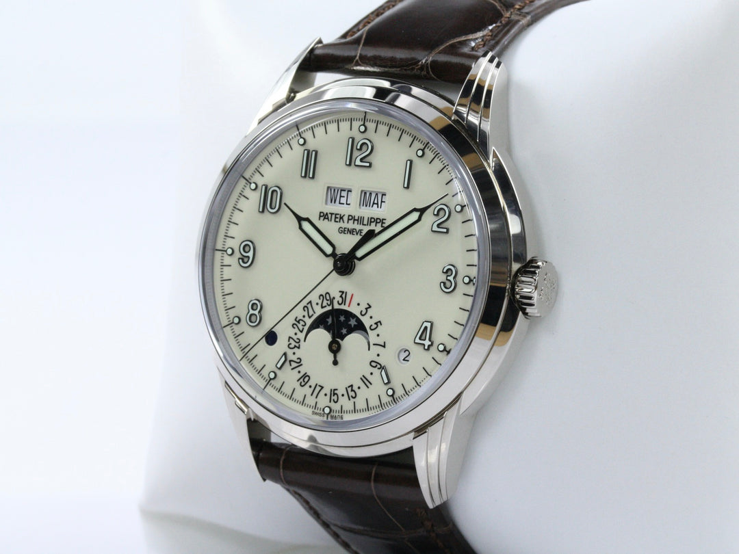 5320G-001_Patek_Philippe_Grand_Complications_Calatrava_Leder_18k_WGold_Serial_7442XXX_FSet_2022_5