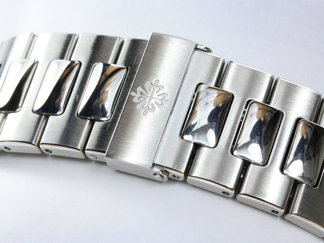 5712:1A-001_Patek_Philippe_Nautilus_Stahl_Automatic_Serial_5997XXX:6150XXX_Fullset_8