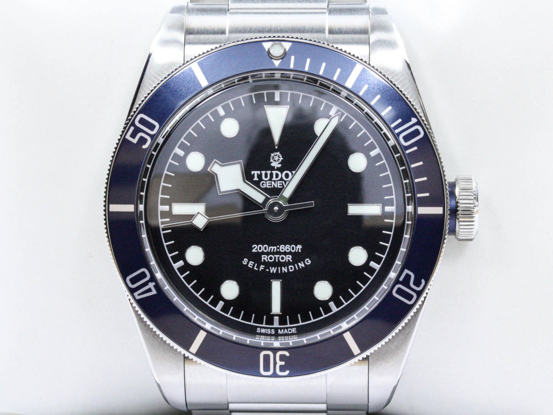 79220B_Tudor_Black_Bay_42_Blau_Schwarz_FSET_Wempe_1-scaled-1.jpg