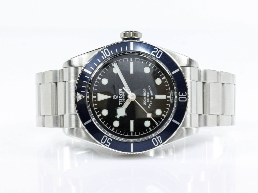 79220B_Tudor_Black_Bay_42_Blau_Schwarz_FSET_Wempe_8-scaled-1.jpg