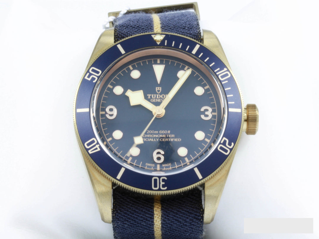 79250BB_Tudor_Heritage_Bronze_Bucherer_FSet_4-scaled
