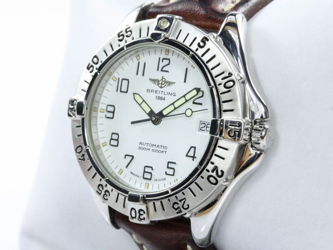 A17035_Breitling_Colt_Automatik_Stahl_Leder_White_Dial_Serial_44XX_2