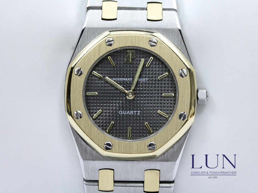Audemars_Piguet_Royal_Oak_Stahl_Gold_18k_Quartz_1-scaled