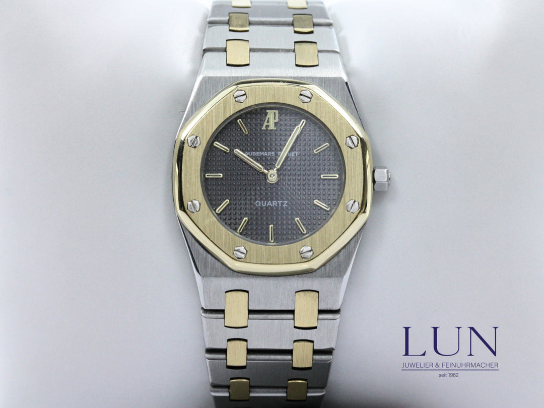 Audemars_Piguet_Royal_Oak_Stahl_Gold_18k_Quartz_4-scaled