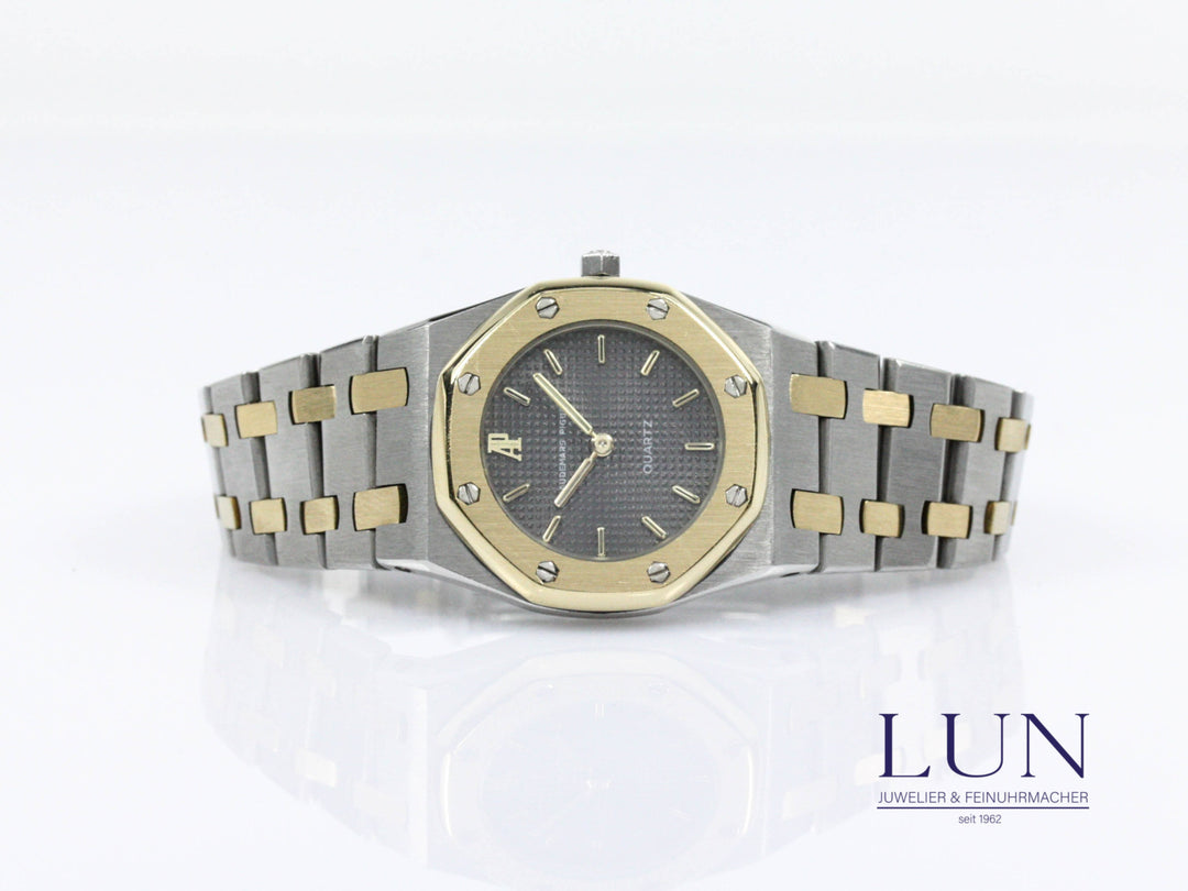 Audemars_Piguet_Royal_Oak_Stahl_Gold_18k_Quartz_8-scaled