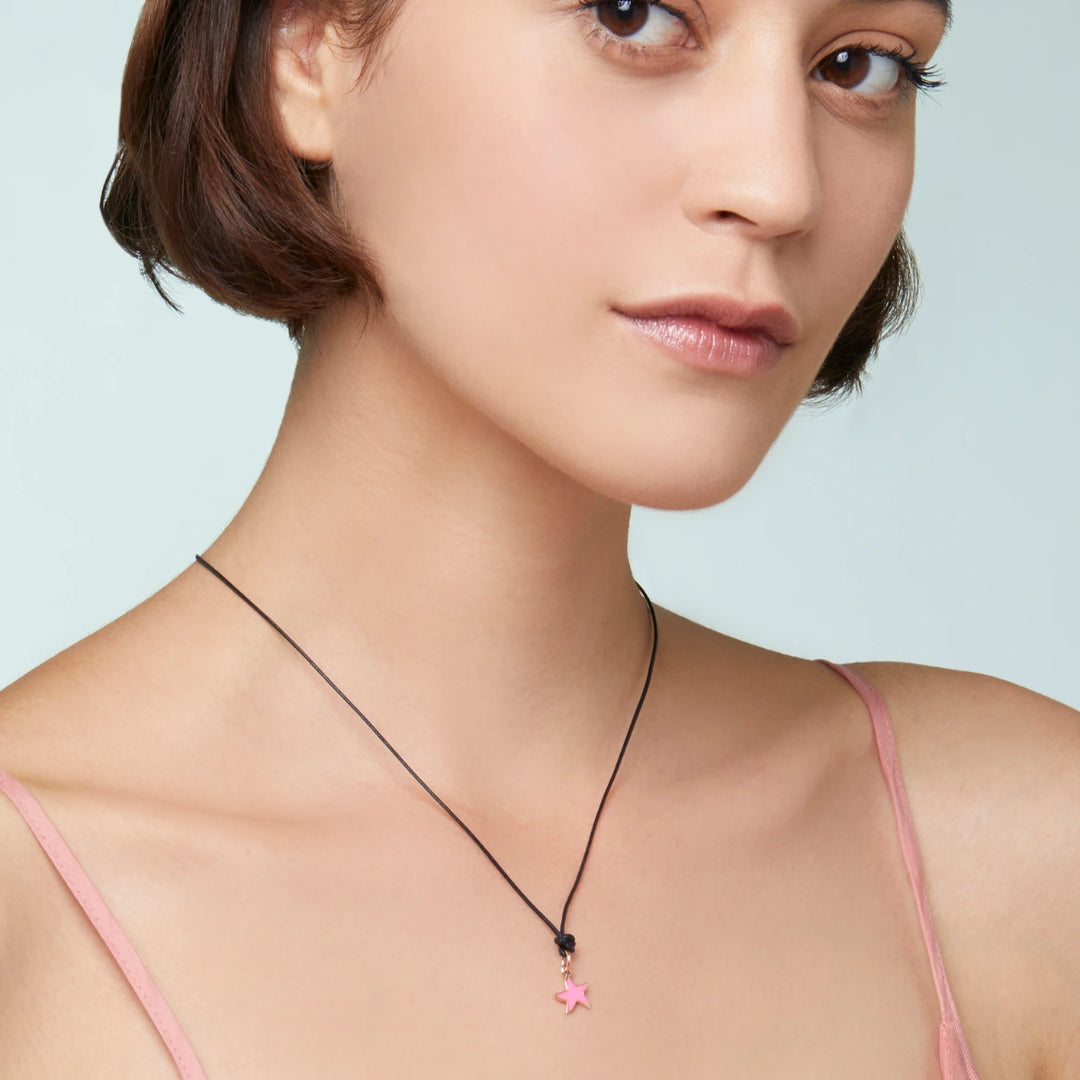 DMB6002_STARS_RSF9R_100_Dodo_star-charm-9k-rose-gold-pink-enamel