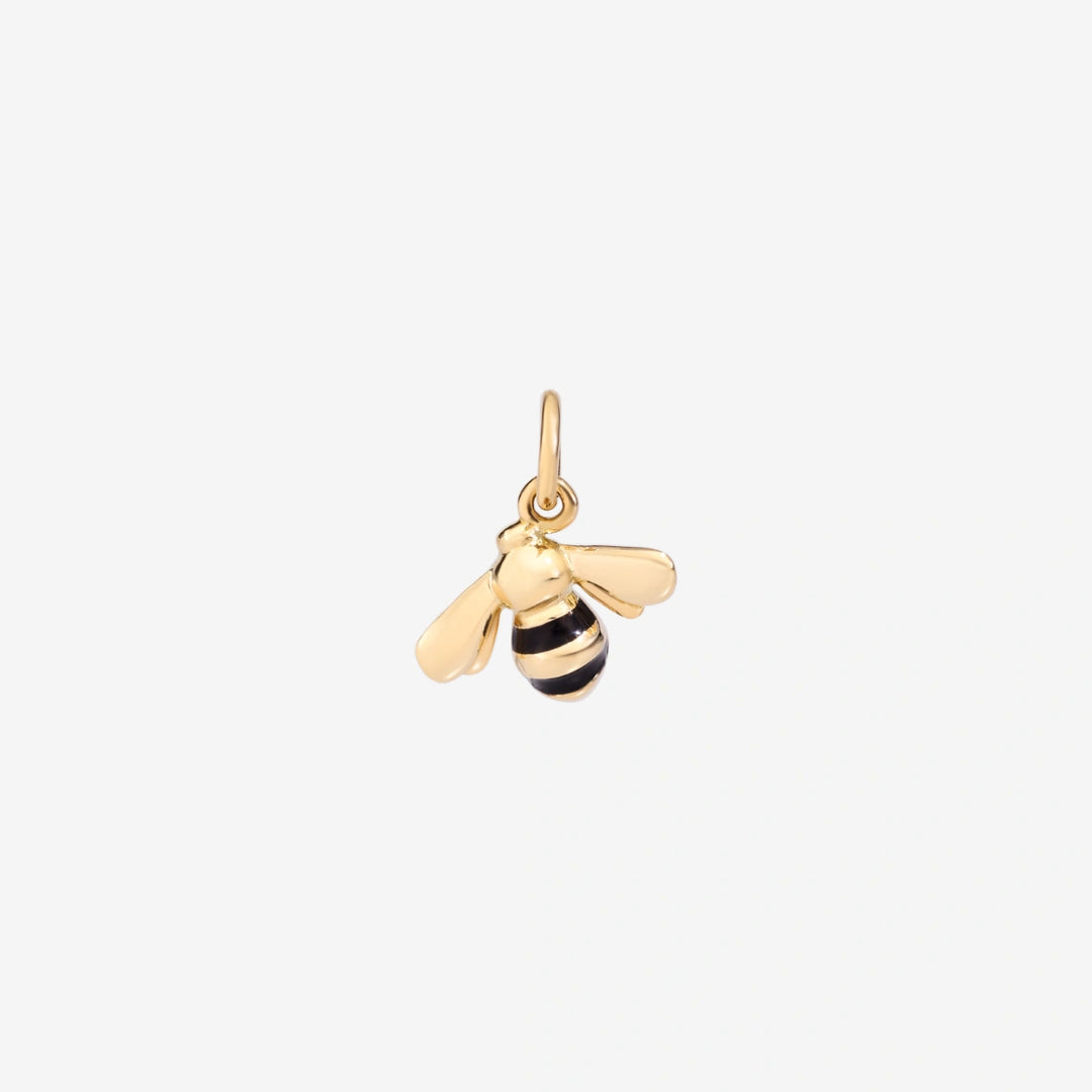 DMC0016_BEE00_ENEOG_010_Dodo_bee-charm-black-enamel-18k-yellow-gold