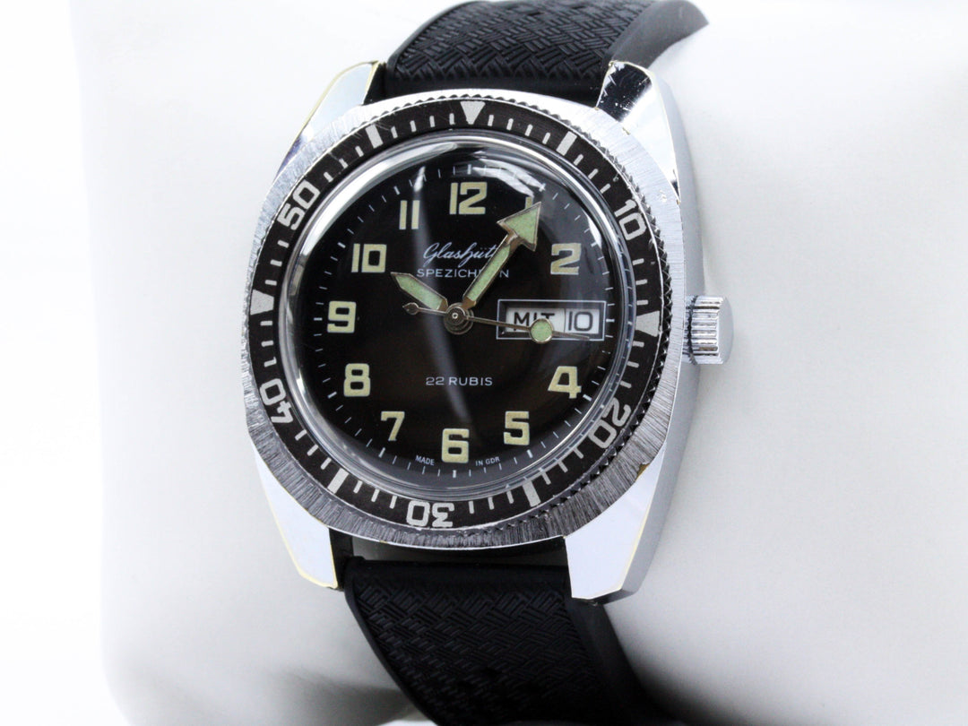 GUB_Glashuette_22_jewels_Automatic_DayDate_5-scaled