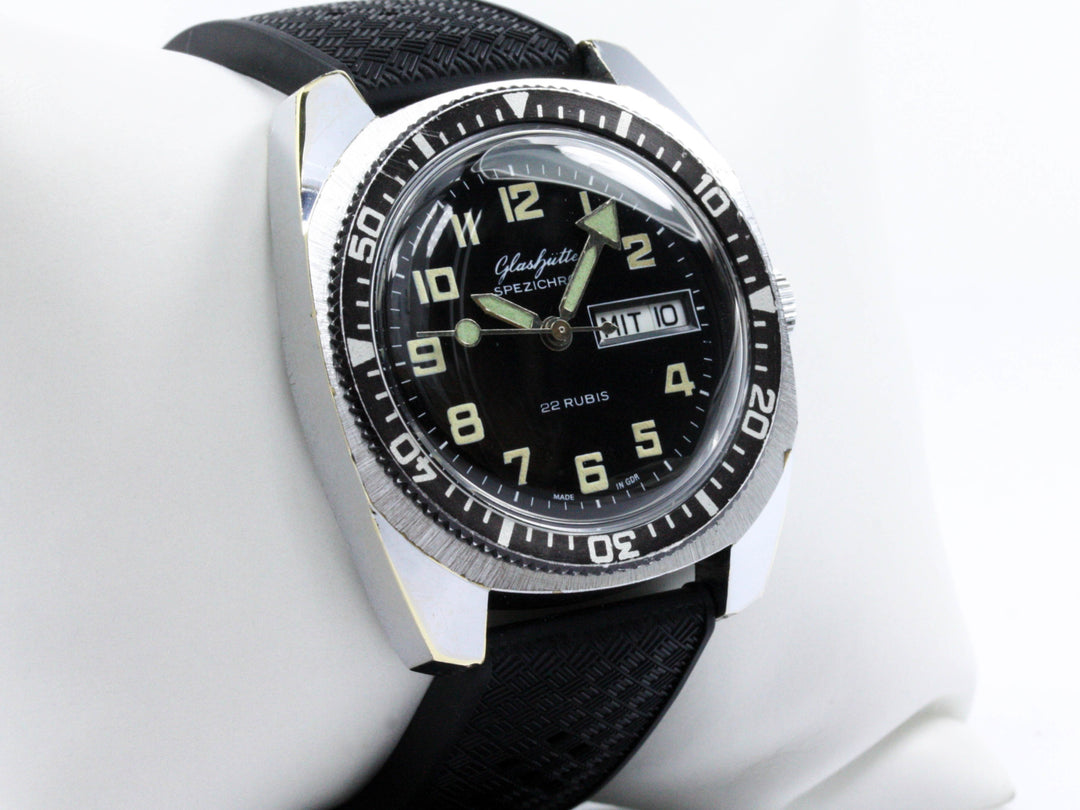 GUB_Glashuette_22_jewels_Automatic_DayDate_6-scaled