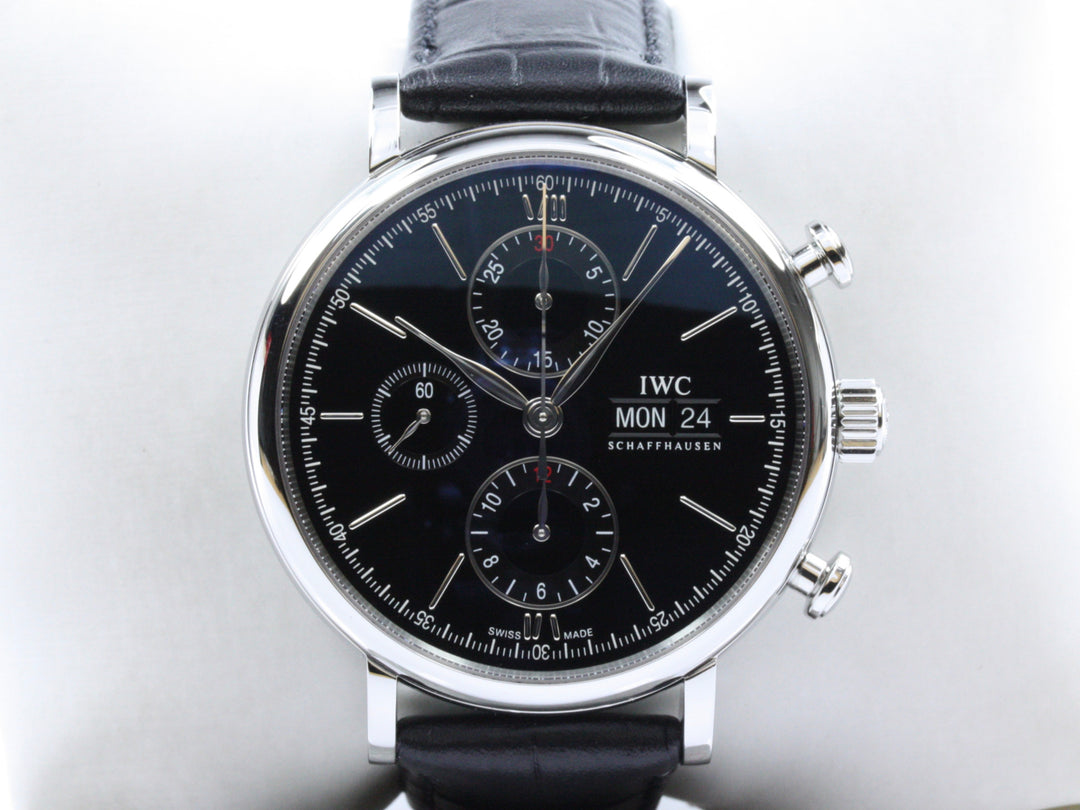 IW391008_IWC_Portofino_Chronograph_42mm_Black_Dial_Leder_2015_FSet_4-scaled