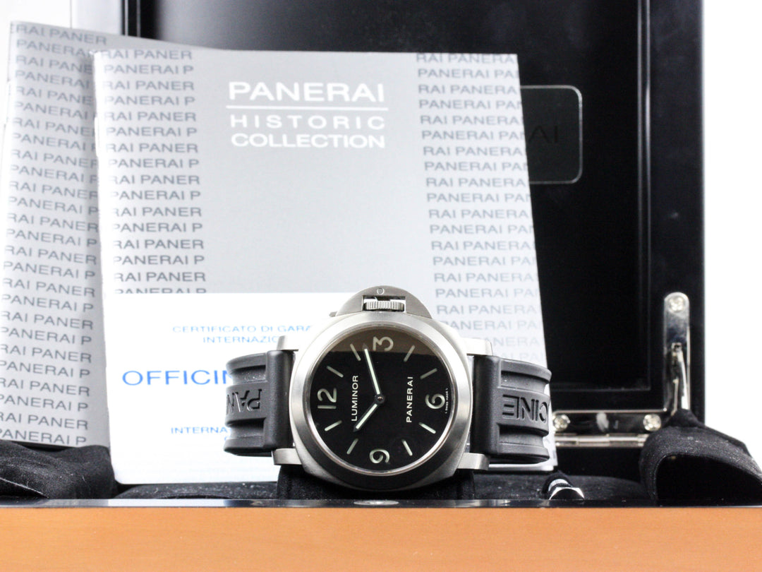 PAM00176_Panerai_Luminor_Titan_Kautschuk_FSet_0-scaled