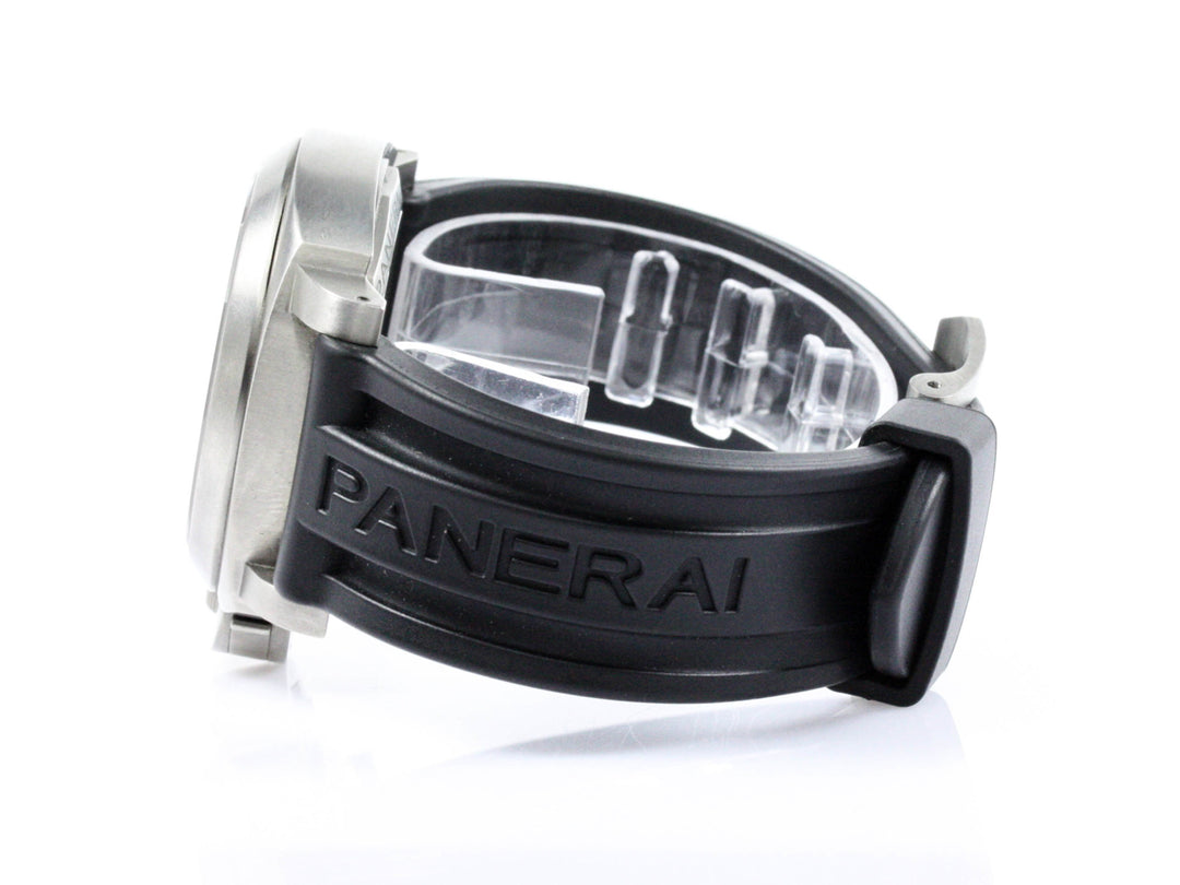 PAM00176_Panerai_Luminor_Titan_Kautschuk_FSet_9-scaled