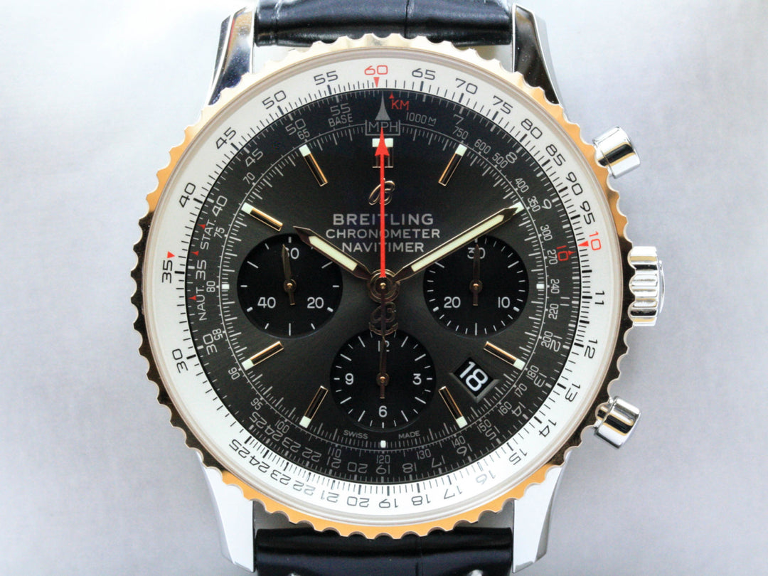 UB0121211F1P2_Breitling_Navtimer_Stahl_Rosegold_Leder_Fullset_1-scaled