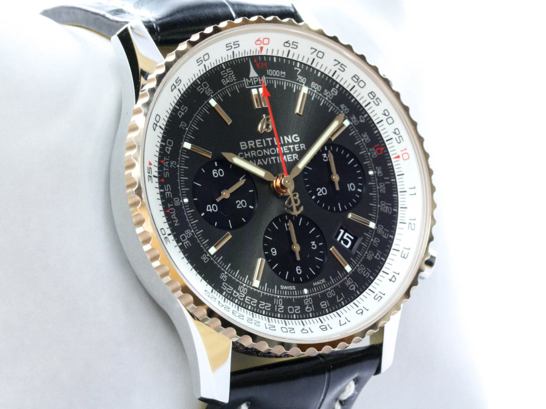 UB0121_Breitling_Navtimer_Stahl_Rosegold_Leder_Fullset_3-scaled