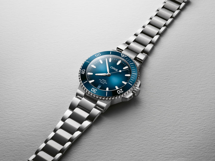 Oris Aquis Date Calibre 400 43,5mm 01 400 7790 4135 – Detailansicht