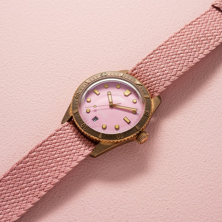 Oris Divers Sixty-Five Cotton Candy 38mm 01 733 7771 3158 – Detailansicht