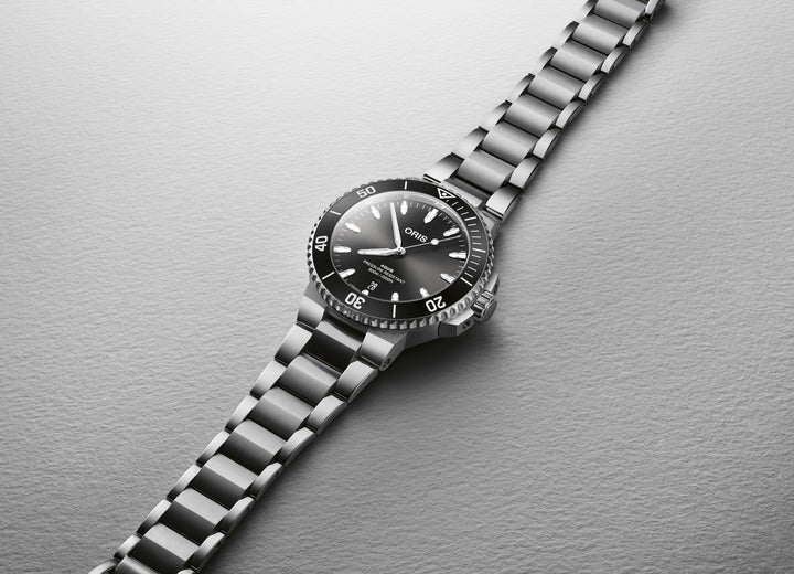 Oris Aquis Date 41,5mm 01 733 7787 4154 – Detailansicht