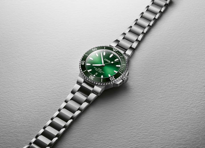 Oris Aquis Date 41,5mm 01 733 7787 4157 – Detailansicht
