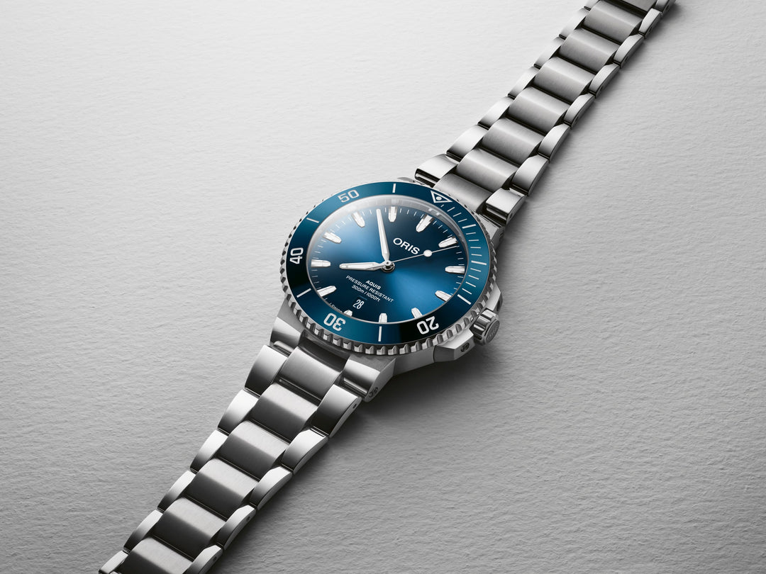 Oris Aquis Date 43,5mm 01 733 7789 4135 – Detailansicht