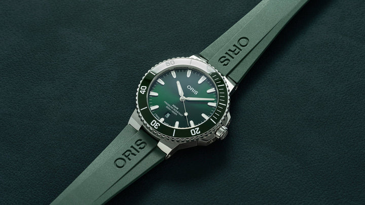 Oris Aquis Date 43,5mm 01 733 7789 4157 – Detailansicht