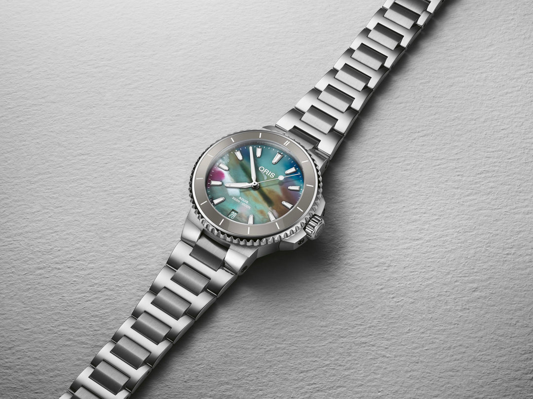 Oris Aquis Date Upcycle 36,5mm 01 733 7792 4150 – Detailansicht