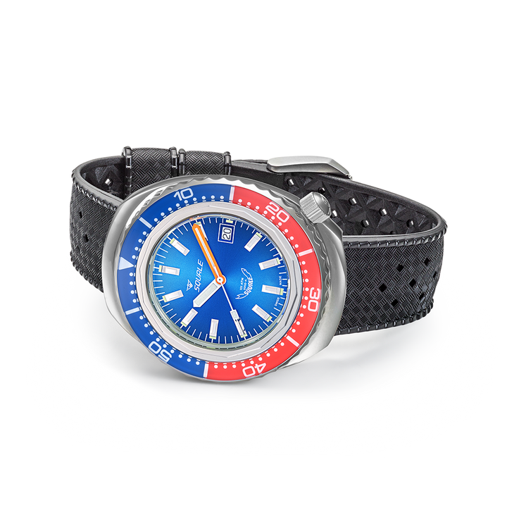 Squale 2002 Blue Red 44mm Kautschukband 2002.SS.BLR.BL.HT - Gehäuse im Profil