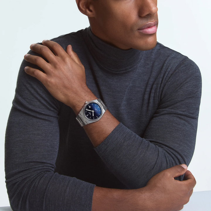 Tissot PRX 39,5mm T137.407.11.051.01 am Handgelenk