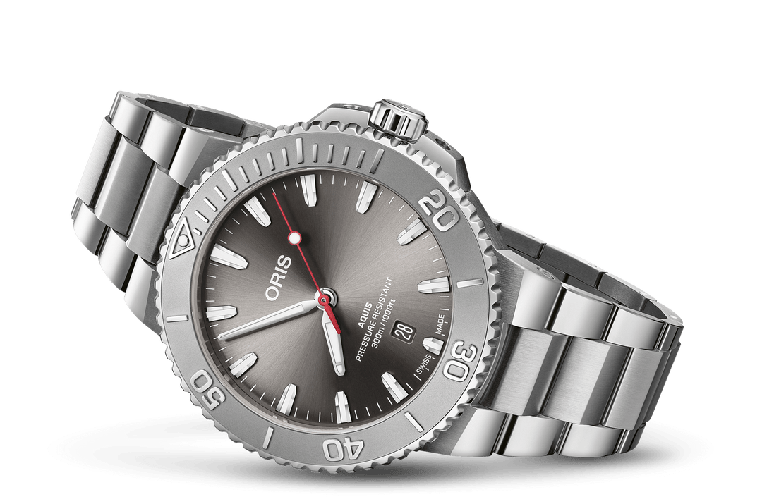 Oris Aquis Date Relief 43,5mm 01 733 7789 4153 – Seitenansicht