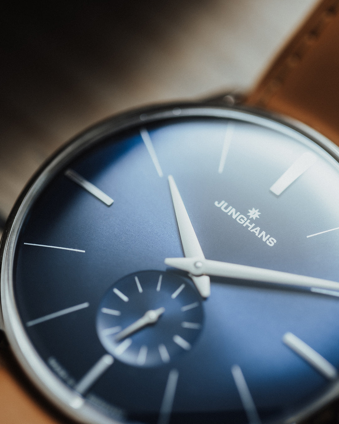 Junghans Meister Handaufzug 37,7mm 27/3504.02 - Zifferblatt im Detail
