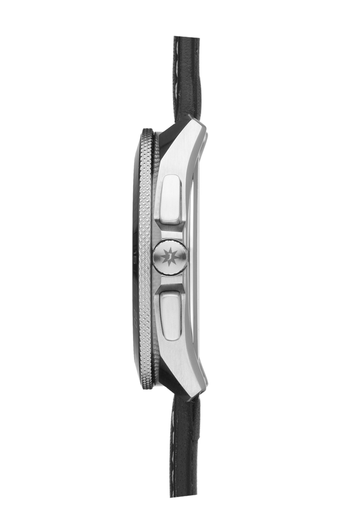 Junghans 1972 Mega Solar 43,3mm 56/4610.00 - Gehäuse im Profil