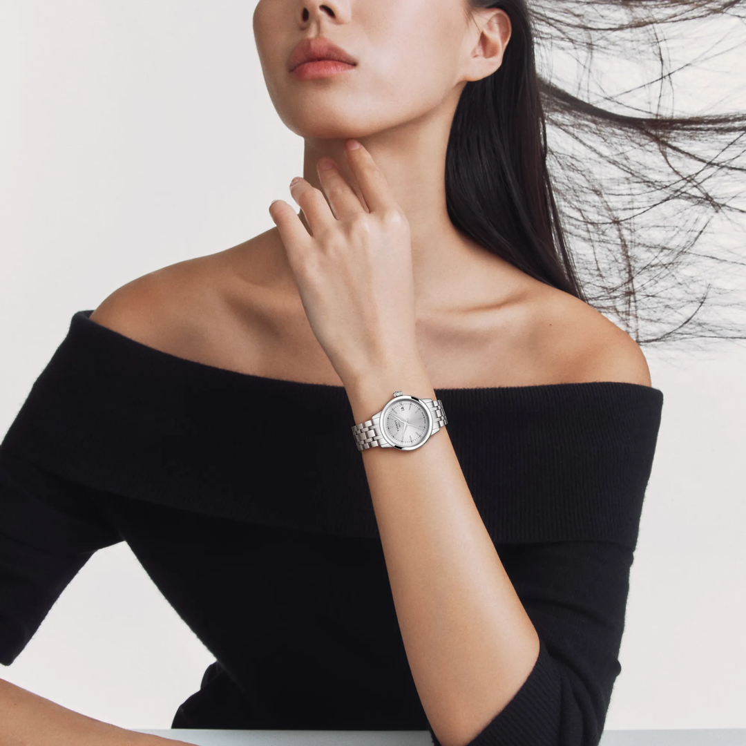 Tissot Classic Dream 28mm T129.210.11.031.00 am Handgelenk