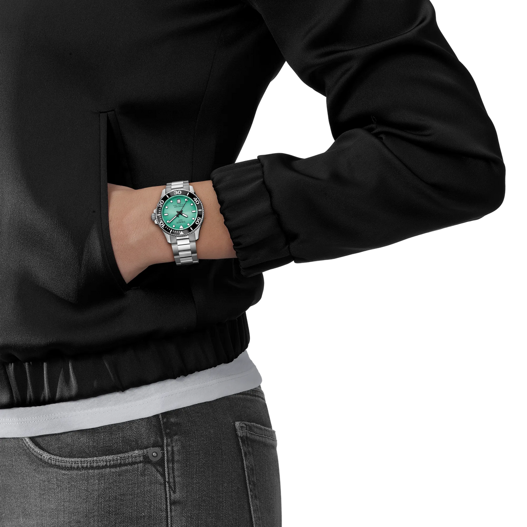 Tissot Seastar 1000 36mm T120.210.11.091.00 – am Handgelenk