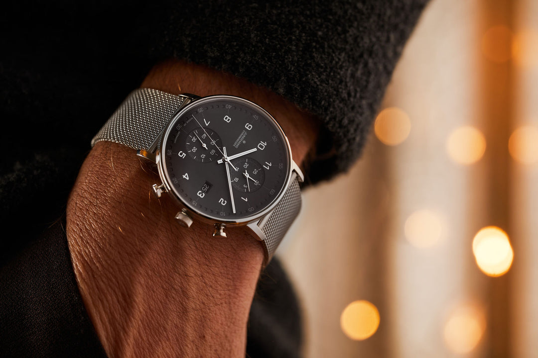 Junghans FORM C 40mm 41/4877.44 am Handgelenk