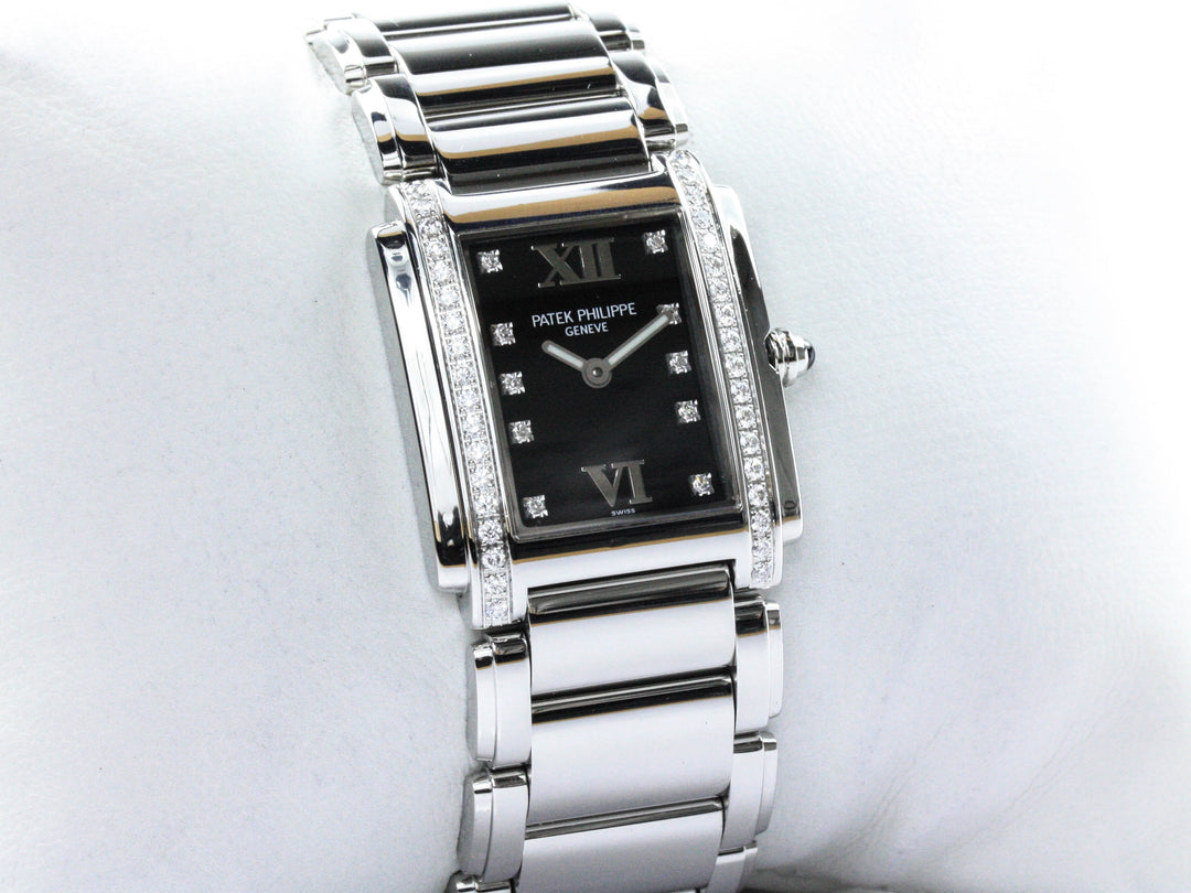 Patek Philippe Twenty-4 Referenz 4910/10A-001