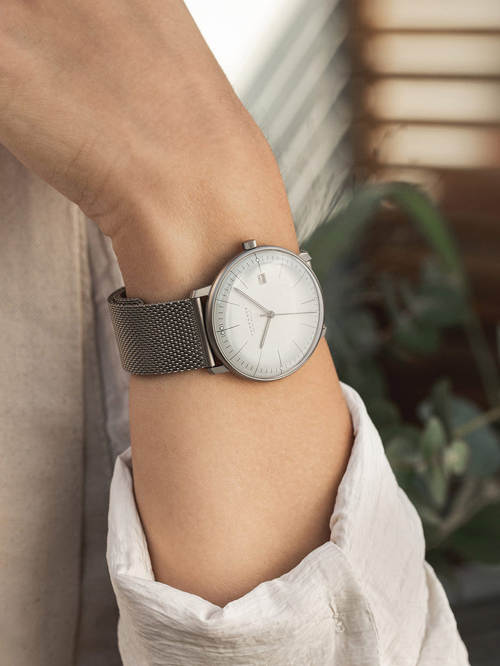 Junghans max bill MEGA Solar – Ansicht 4