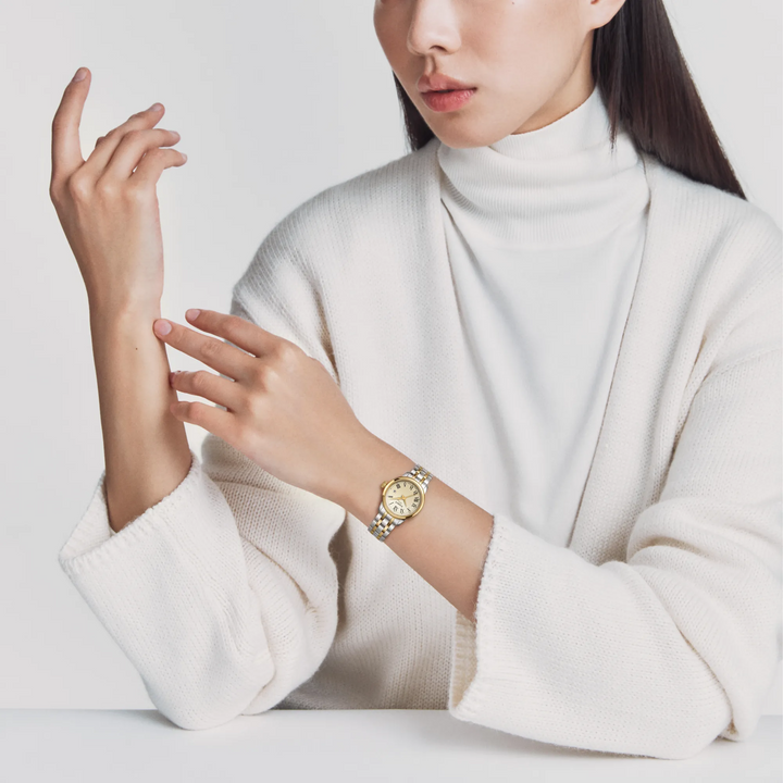Tissot Classic Dream 28mm T129.210.22.263.00 – am Handgelenk