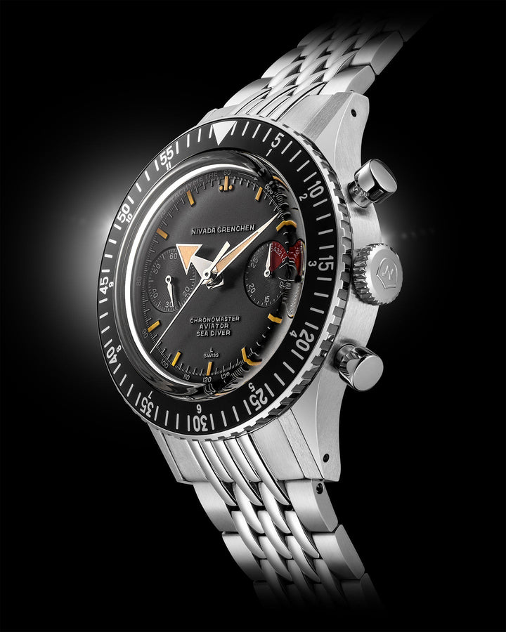 Nivada Grenchen Chronomaster Broad Arrow 41mm Automatic 85041M – Ansicht 2