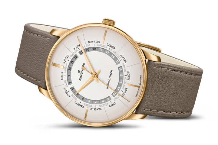 Junghans Meister Worldtimer 40,4mm 27/5012.01 - Schrägansicht