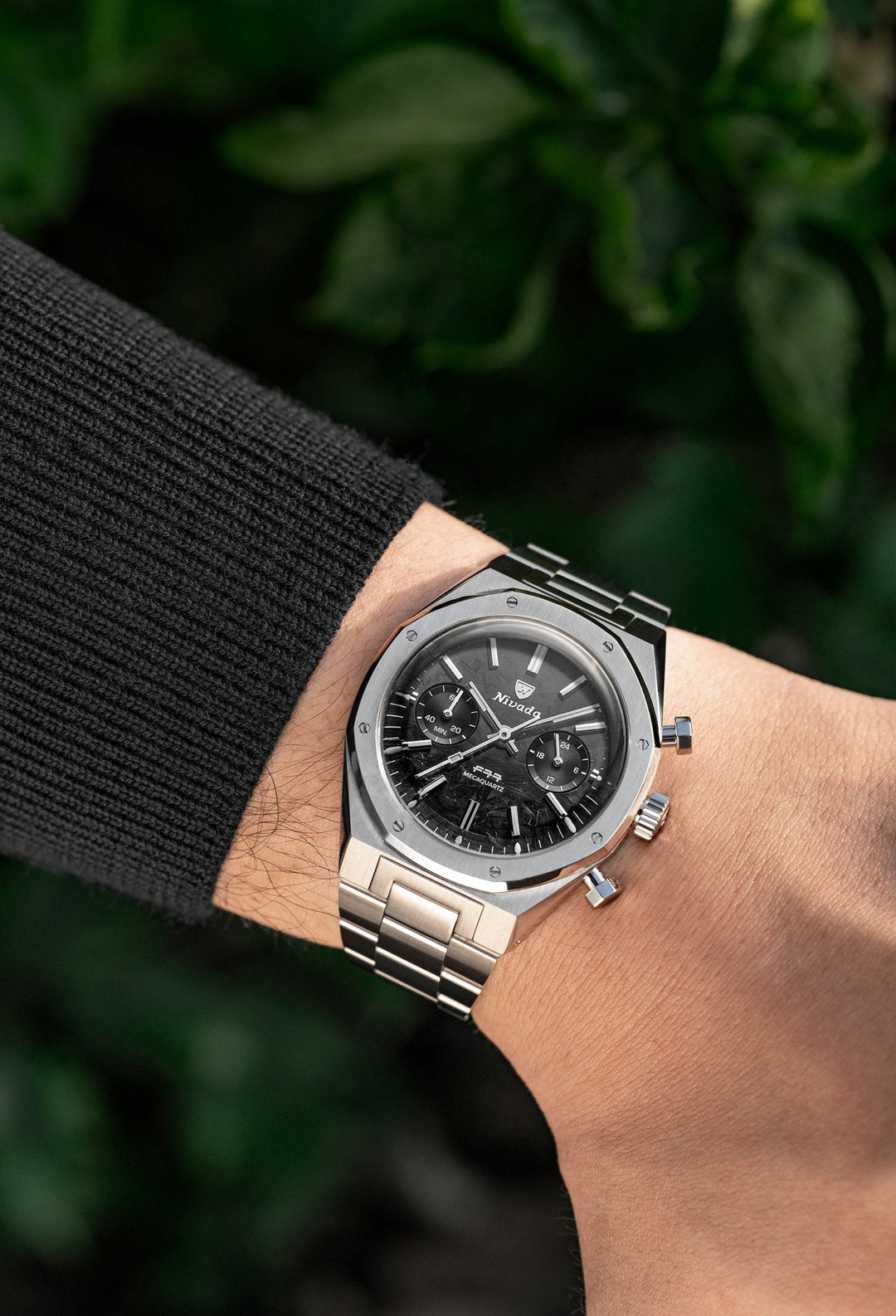 Nivada Grenchen F77 Chrono Mecaquartz Carbon 38mm 68002Q – Ansicht 3