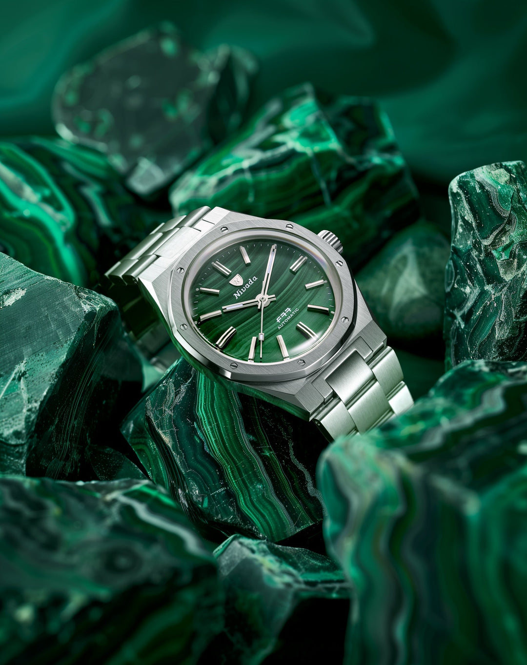 Nivada Grenchen F77 SST Malachite MK1 37mm 68036A – Ansicht 3