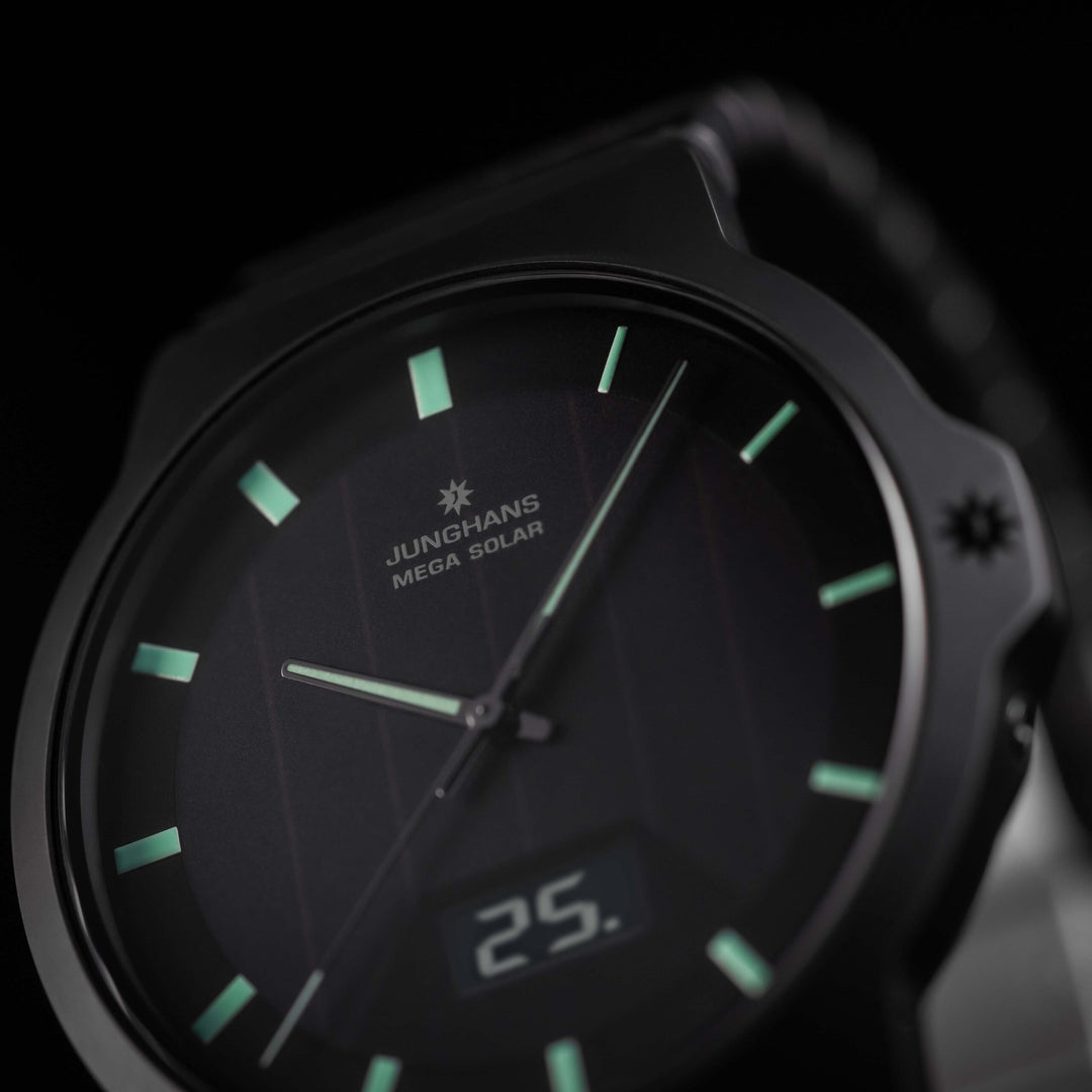 Junghans Force Mega Solar 40,4mm 18/1938.44 - Zifferblatt im Detail
