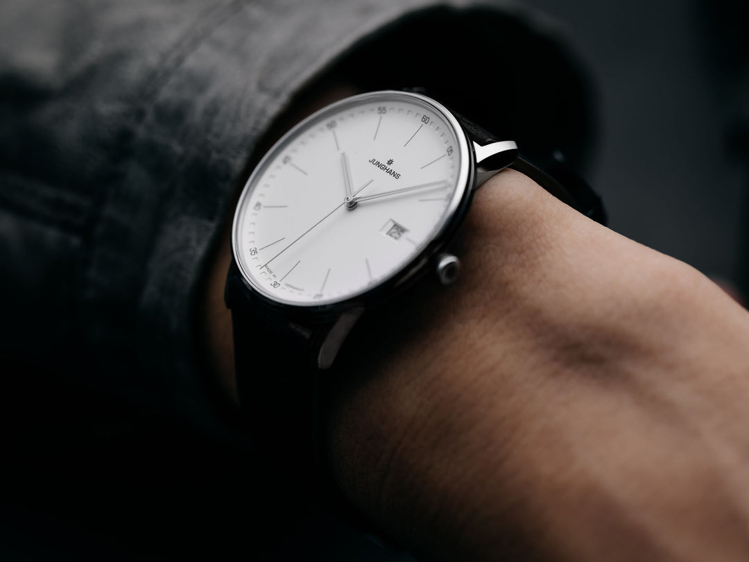 Junghans FORM Quarz 39,3mm 41/4884.00 am Handgelenk