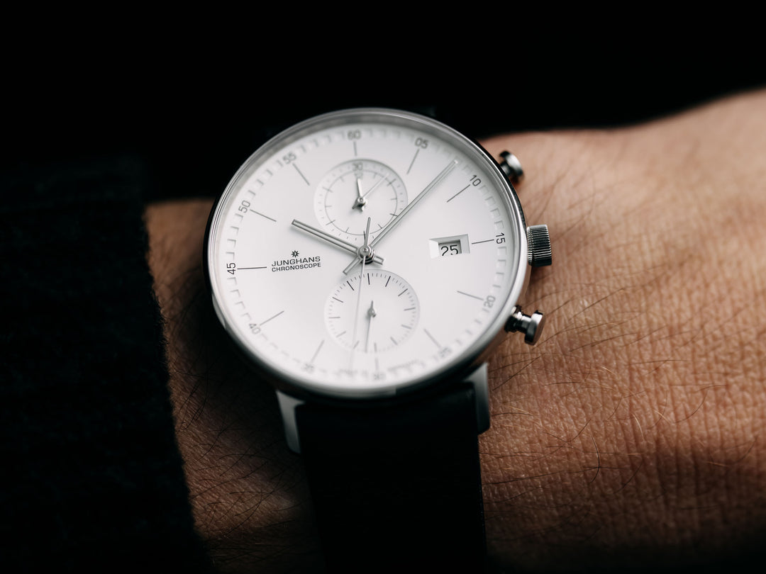 Junghans FORM C 40mm 41/4770.00 am Handgelenk