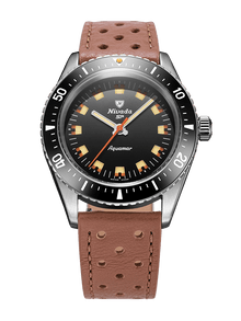 Nivada Grenchen Antarctic Diver Aquamar Black 38mm Racing-Armband Braun 32068A23 - Zifferblatt Schwarz, Armband Leder