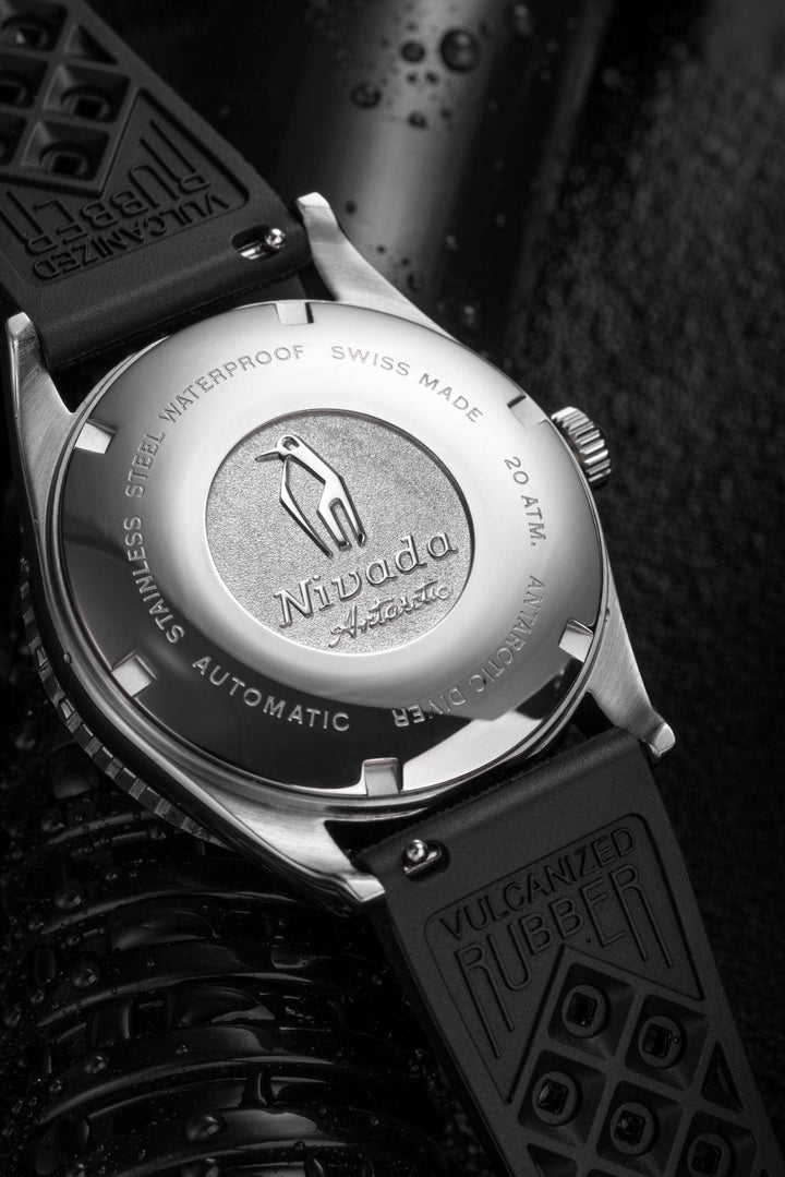 Nivada Grenchen Antarctic Diver Black No Date 38mm 32044A - Gehäuseboden