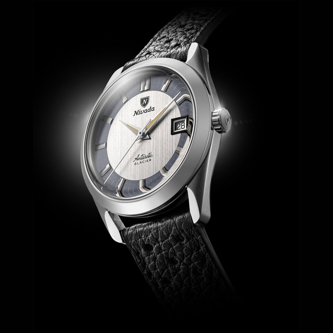 Nivada Grenchen Antarctic Glacier Tuxedo 35mm 35020M - Gehäuse im Profil