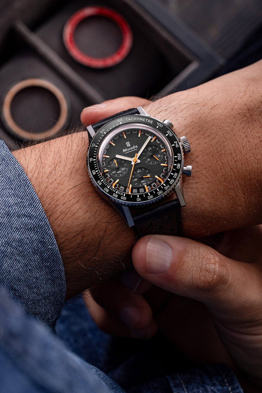 Nivada Grenchen Chronoking Mecaquartz Inter.Bezel 38mm 87042Q am Handgelenk