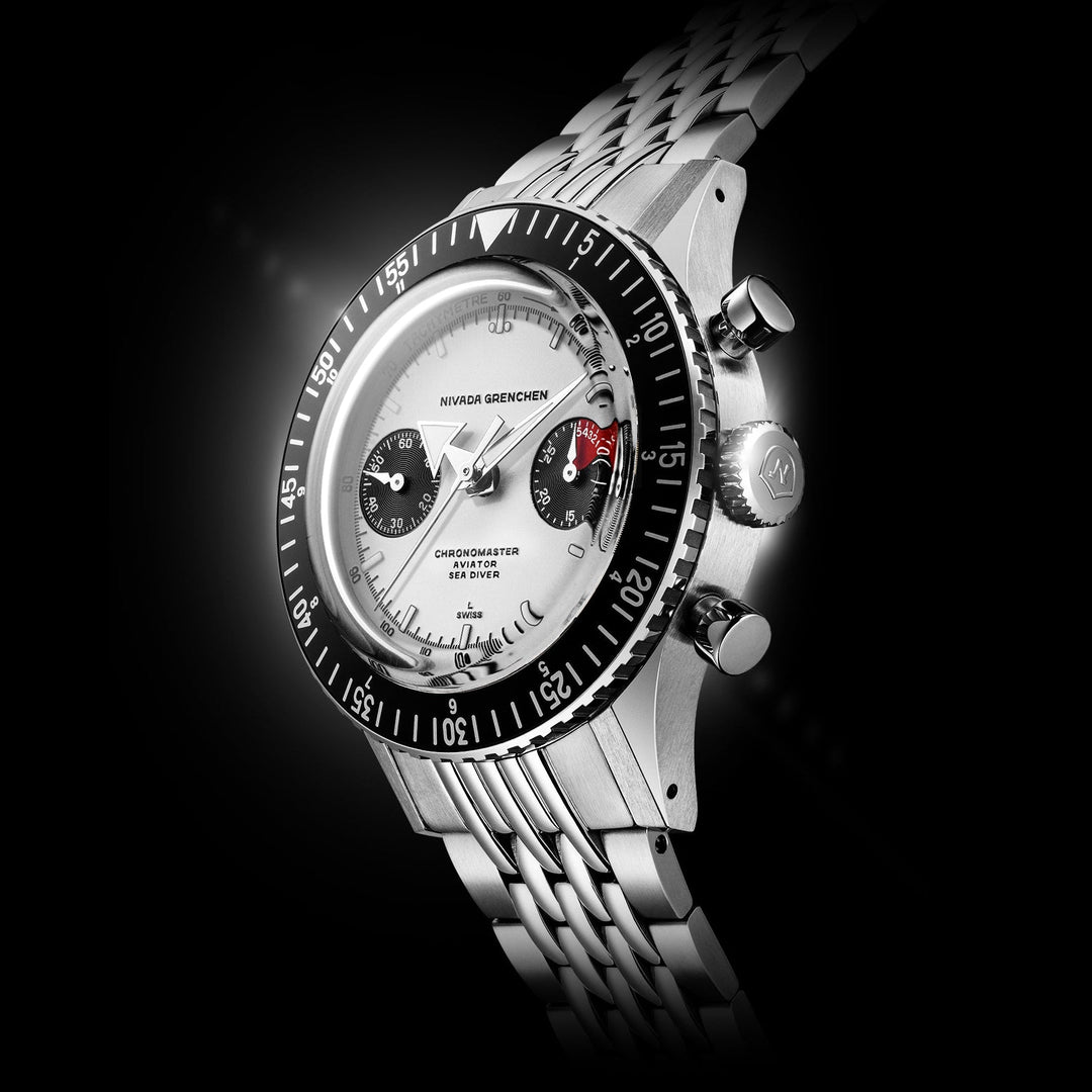 Nivada Grenchen Chronomaster White Panda 38mm 86010WM - Gehäuse im Profil