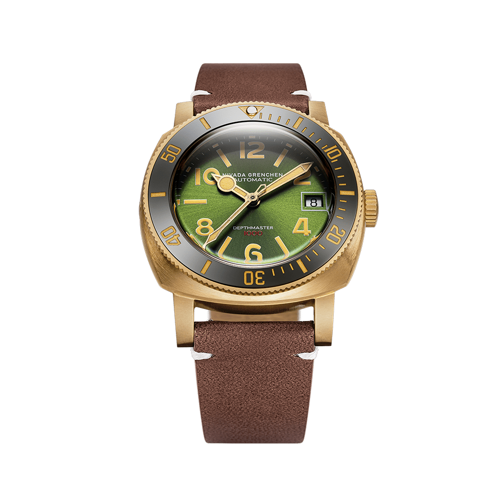 Nivada Grenchen Depthmaster Bronze Green 39mm 14132A14 - Lederarmband Braun weiße Naht